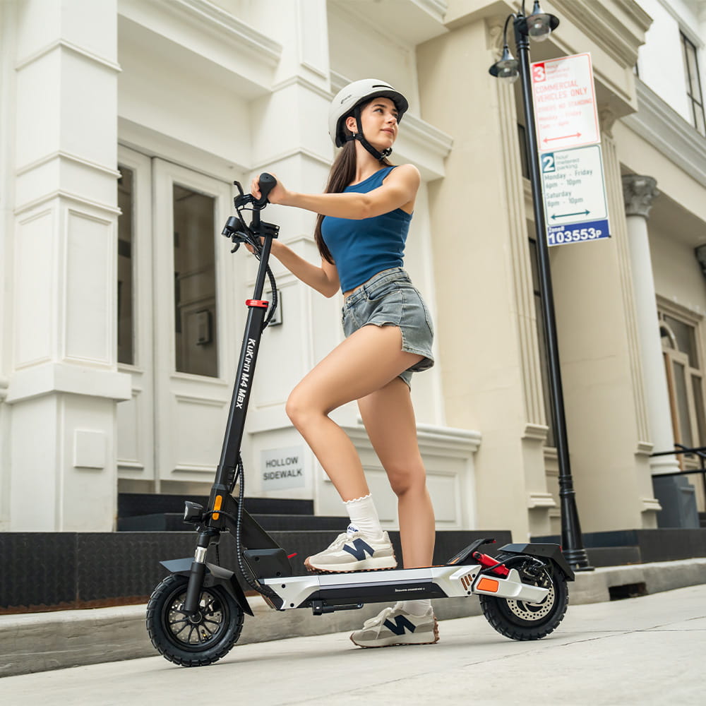 KuKirin M4 Max Electric Scooter | 64km Long Range | 873Wh Battery | 800W Motor