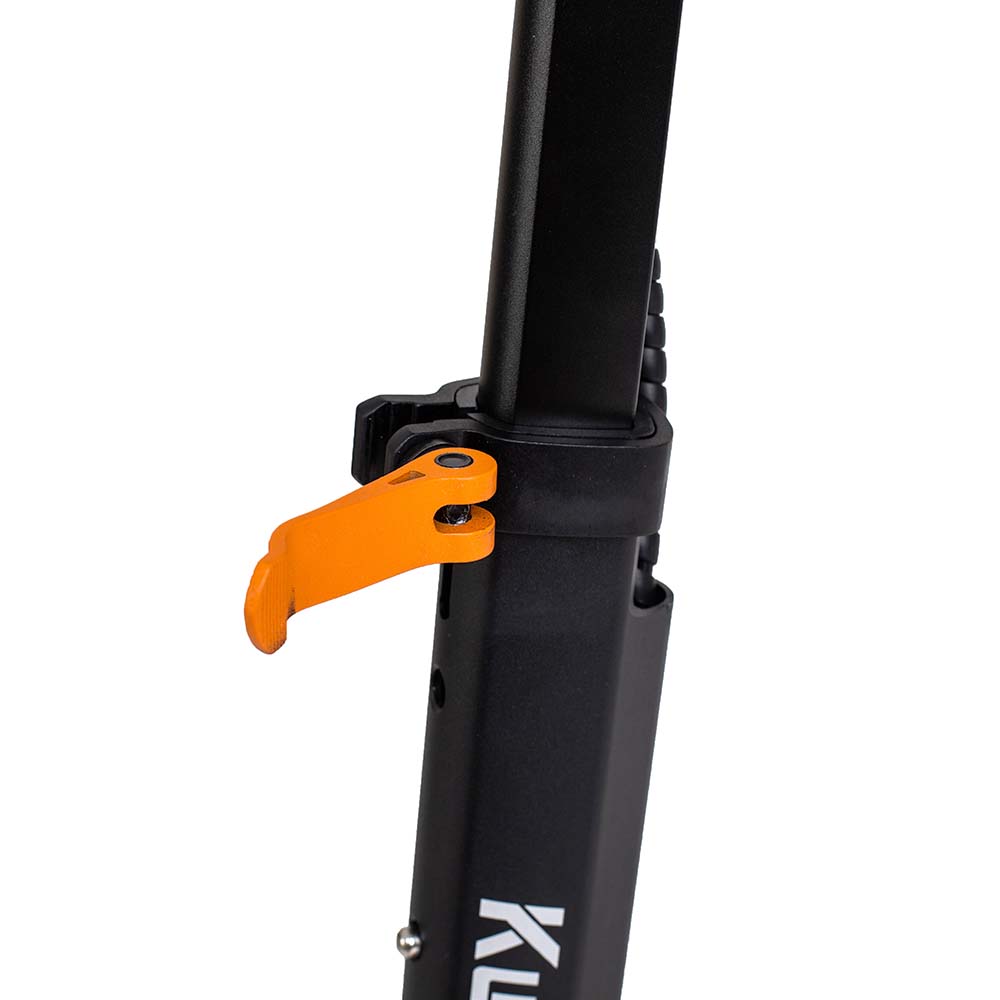 Kukirin G2 Pro e scooter folding mechanism detail showing secure and stable lock system