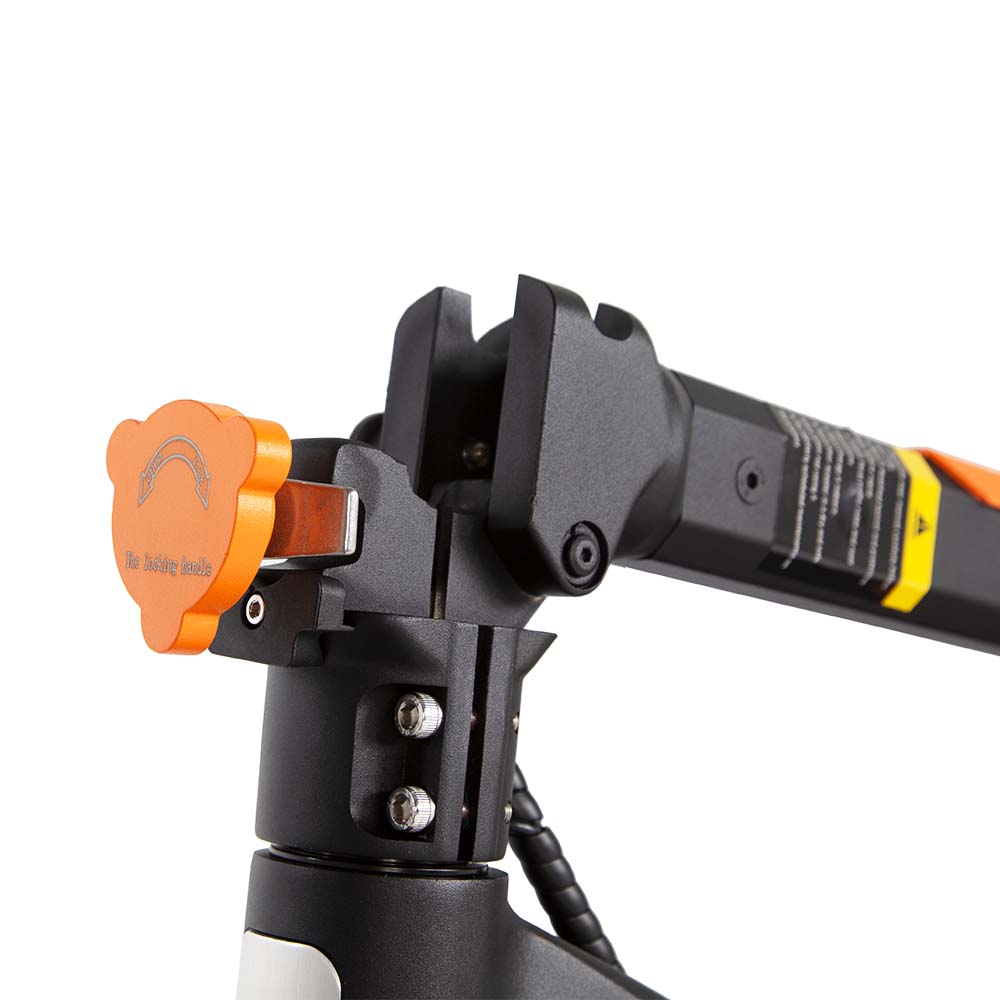 Kukirin G3 Pro electric scooter folding joint detail, secure and durable fold system for adult riders