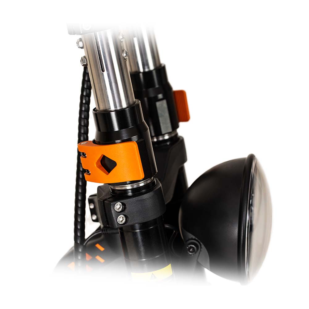 Kukirin G4 Max e-scooter side view of front LED headlight, high-performance electric scooter for adults